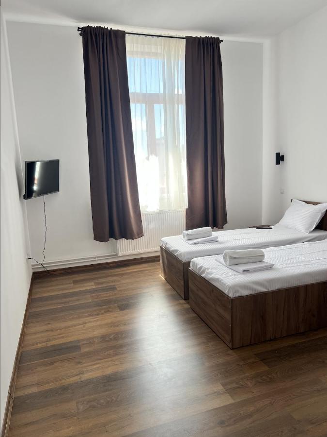 The Dot Hotel Medgyes Kültér fotó